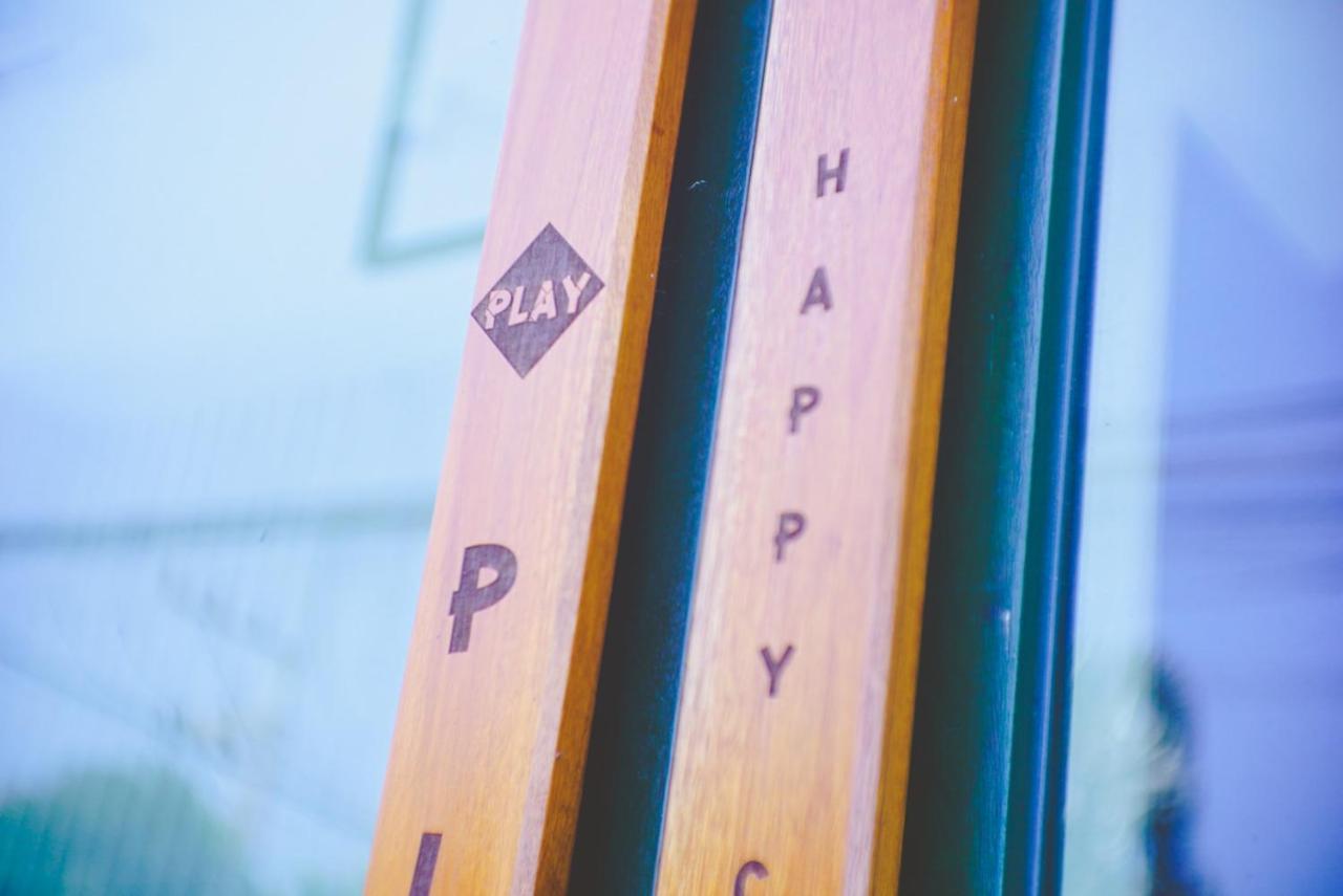 Hotel Play Poshtel & Cafe' Krabi Zewnętrze zdjęcie
