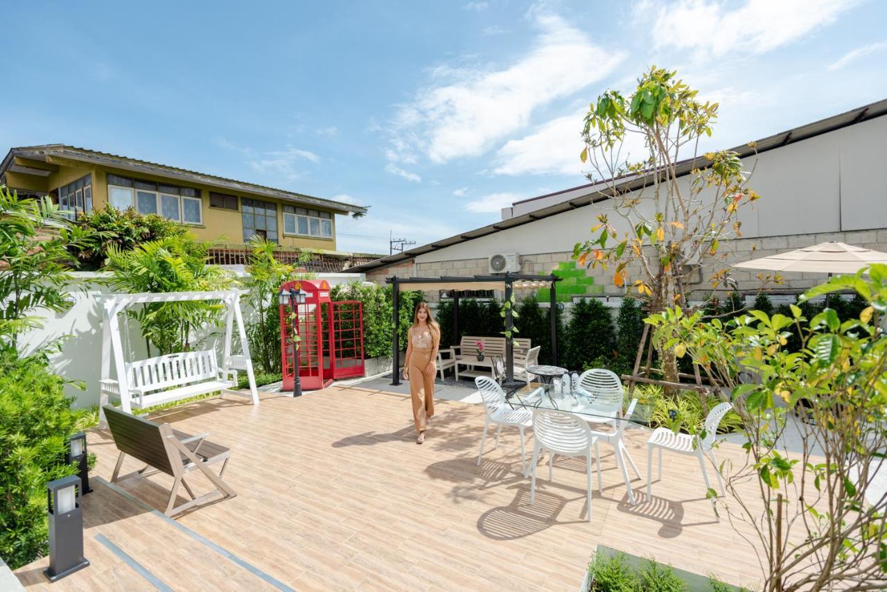 Hotel Play Poshtel & Cafe' Krabi Zewnętrze zdjęcie