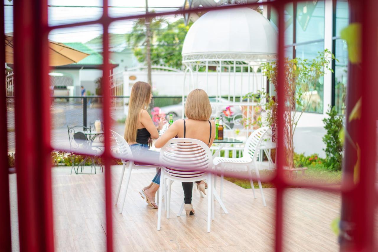 Hotel Play Poshtel & Cafe' Krabi Zewnętrze zdjęcie