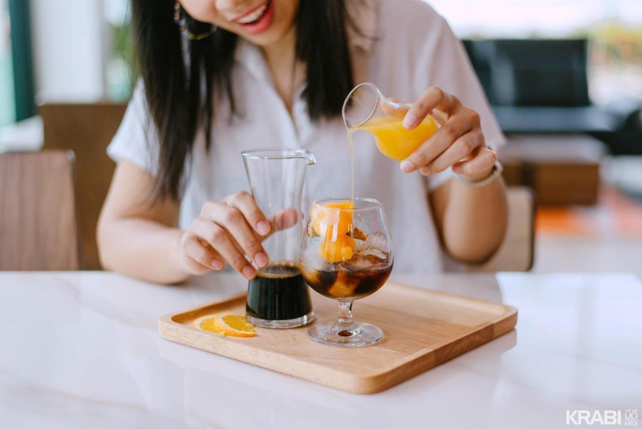 Hotel Play Poshtel & Cafe' Krabi Zewnętrze zdjęcie